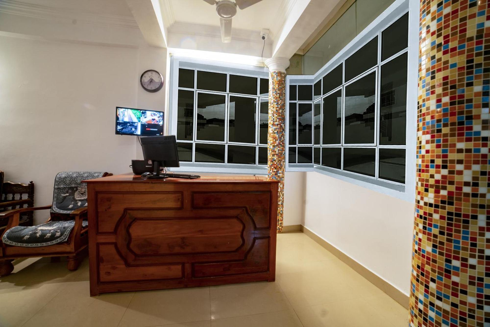 Tippys Beach Resort Kovalam Esterno foto