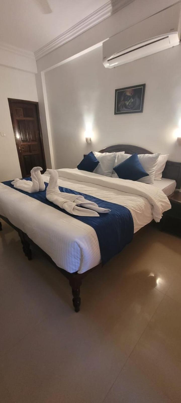 Tippys Beach Resort Kovalam Esterno foto