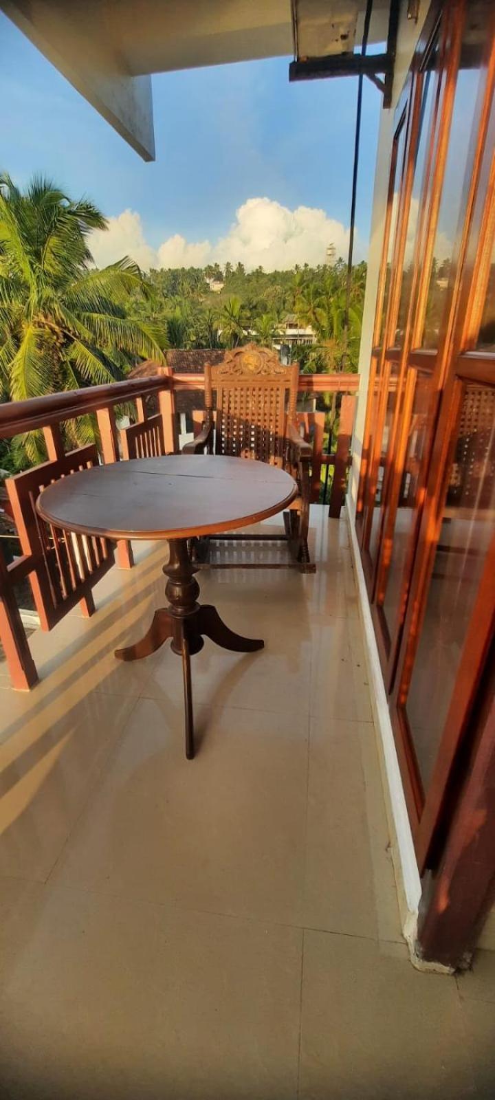 Tippys Beach Resort Kovalam Esterno foto