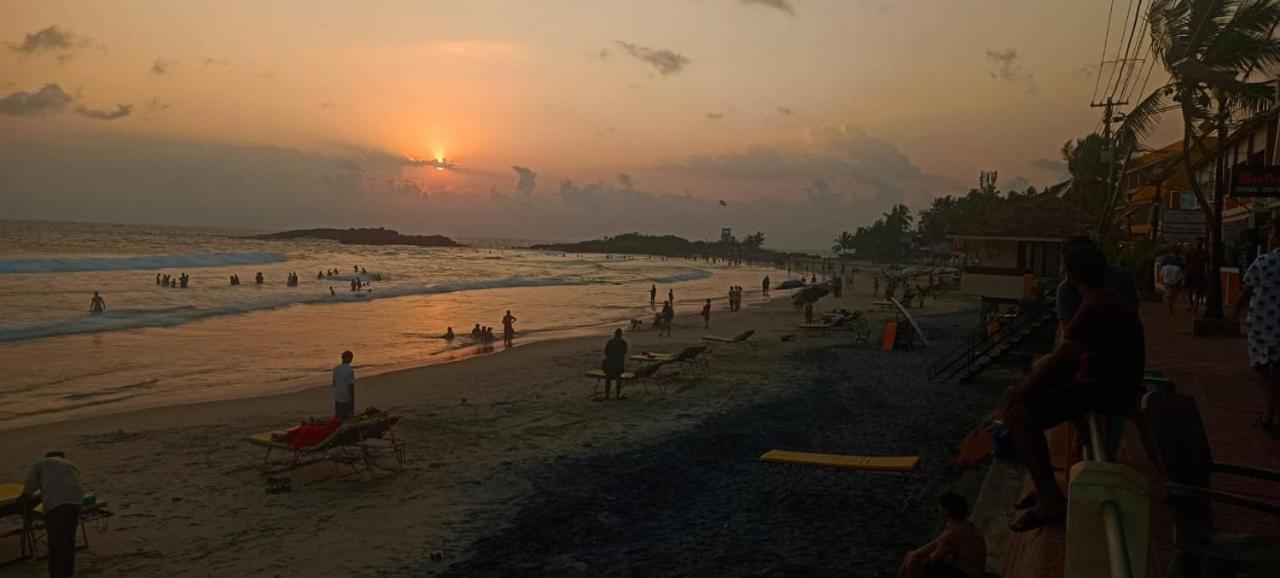 Tippys Beach Resort Kovalam Esterno foto